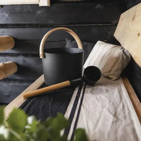 Βίλα Upea Lapin Kulta Hirsihuvila Inarijaerven Rannalla *