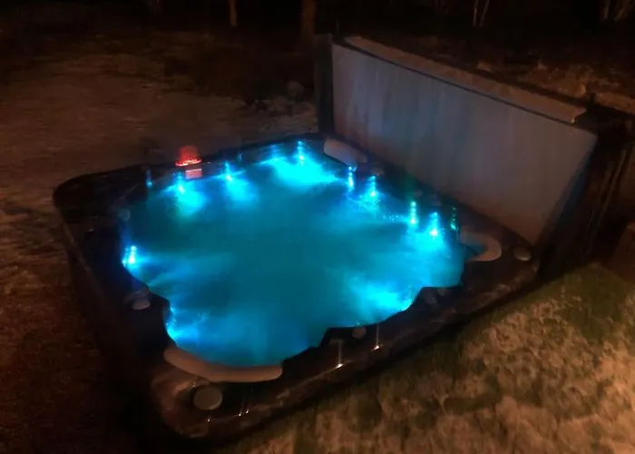 Villa Upea Lapin Kulta Hirsihuvila Inarijaerven Rannalla