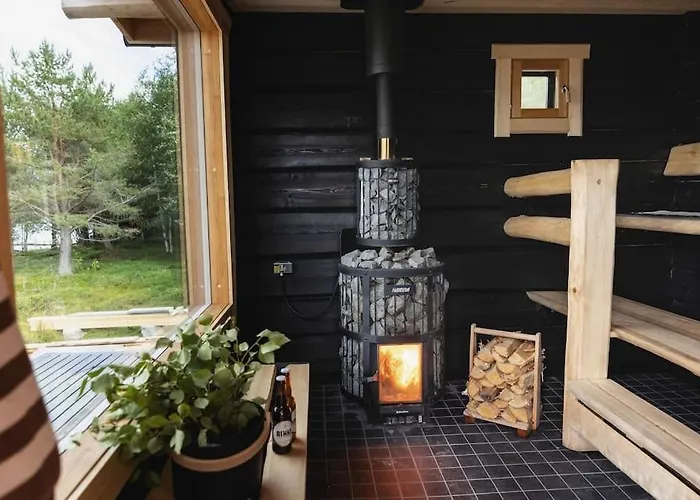 Upea Lapin Kulta Hirsihuvila Inarijaerven Rannalla Villa *